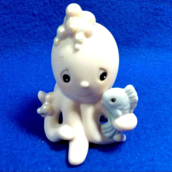 Precious Moments "I Only Have Eyes For You" Octopus Figurine - Picture 1 of 9